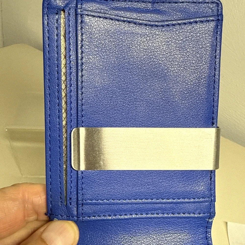 Minimalist Wallet w/RFID Blocking & Money Clip